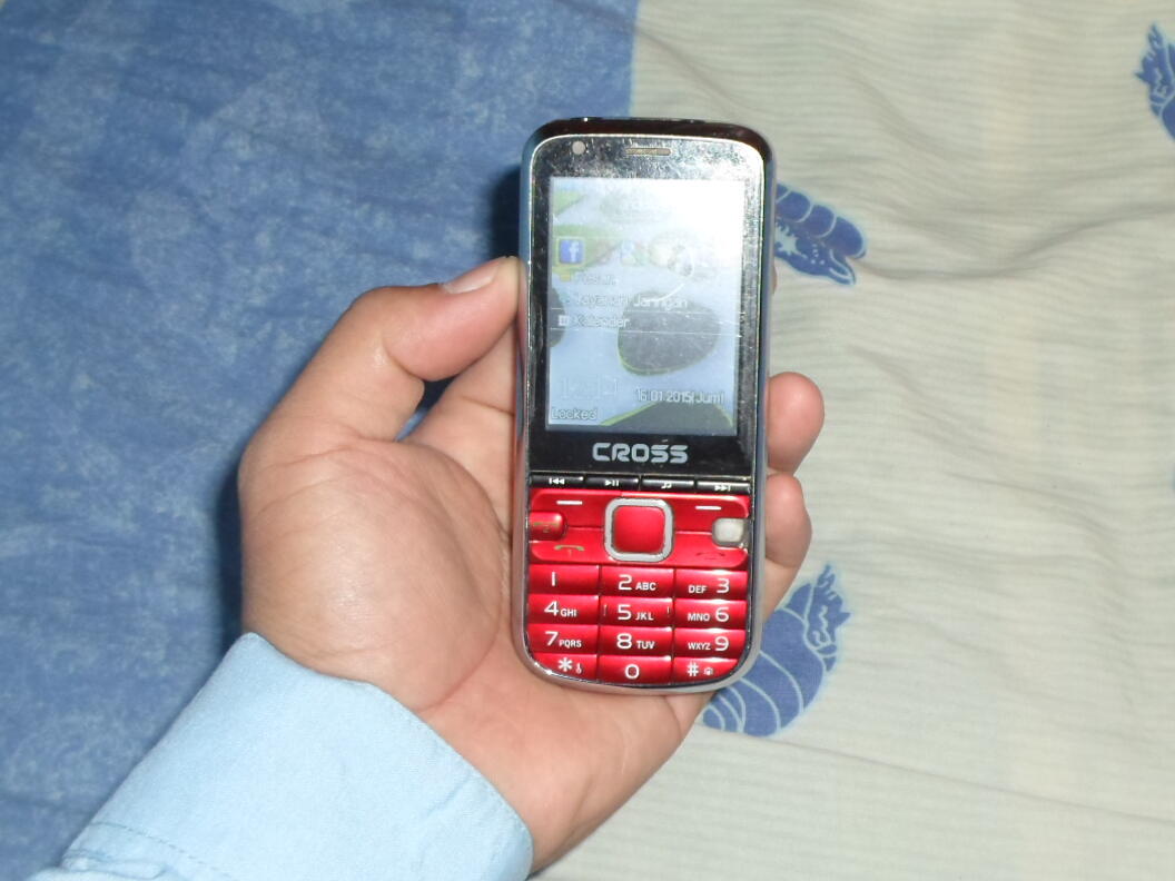 SHARE HANDPHONE APA SAJA YANG PERNAH AGANPUNYA??