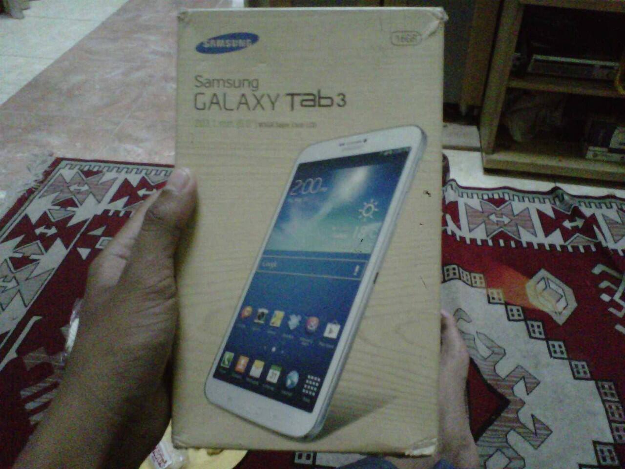 WTS Samsung Galaxy Tab 3 8 inch SM T311 Fullset Bandung