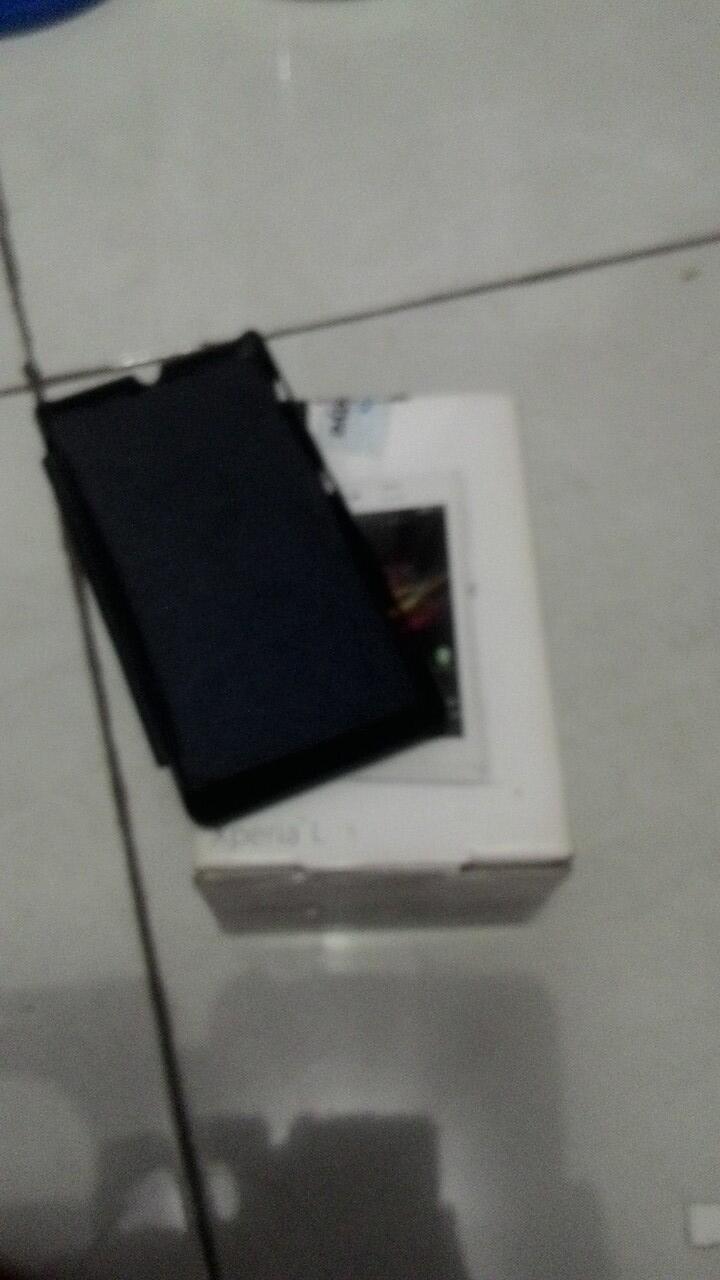 EXPERIA L RED SEMARANG
