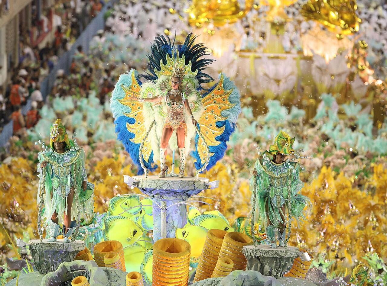 SEANDAINYA ADA DI CARNIVAL RIO 2015, ENTE MAU NGAPAIN GAN ?