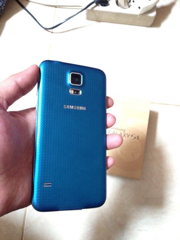Samsung galaxy s5 biru Solo