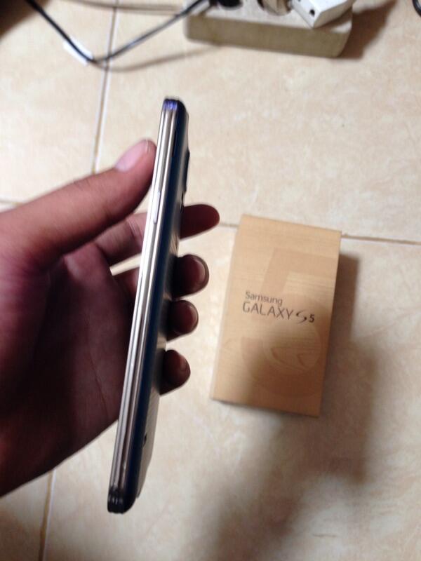 Samsung galaxy s5 biru Solo