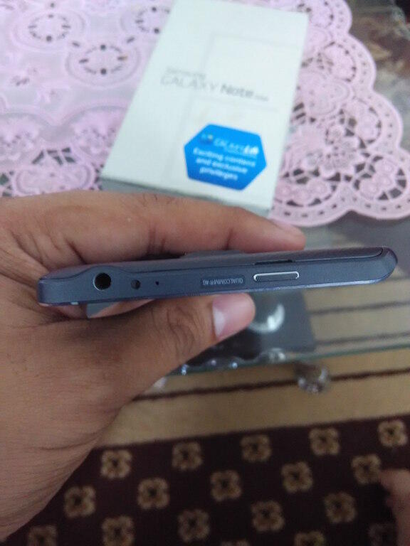 Samsung Galaxy Note Edge 4G LTE Black Cirebon