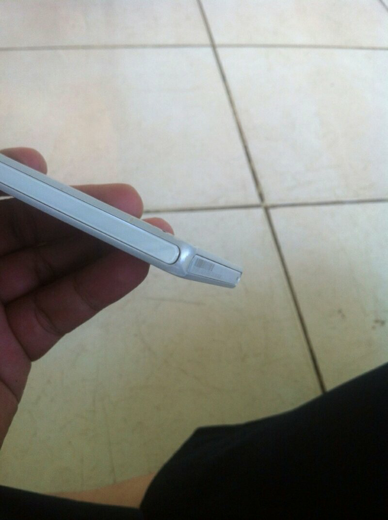 SONY XPERIA Z BATANGAN white
