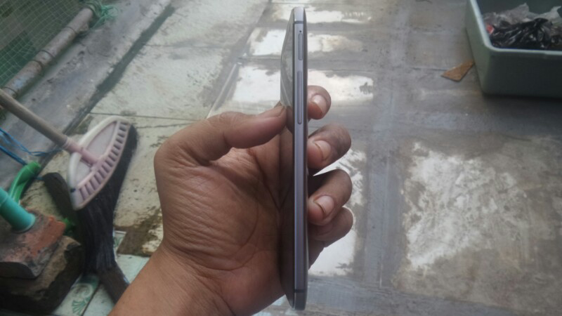 Jual HTC M8 GSM 32GB MULUS WARNA GREY
