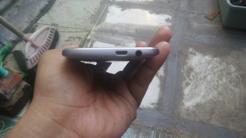 Jual HTC M8 GSM 32GB MULUS WARNA GREY