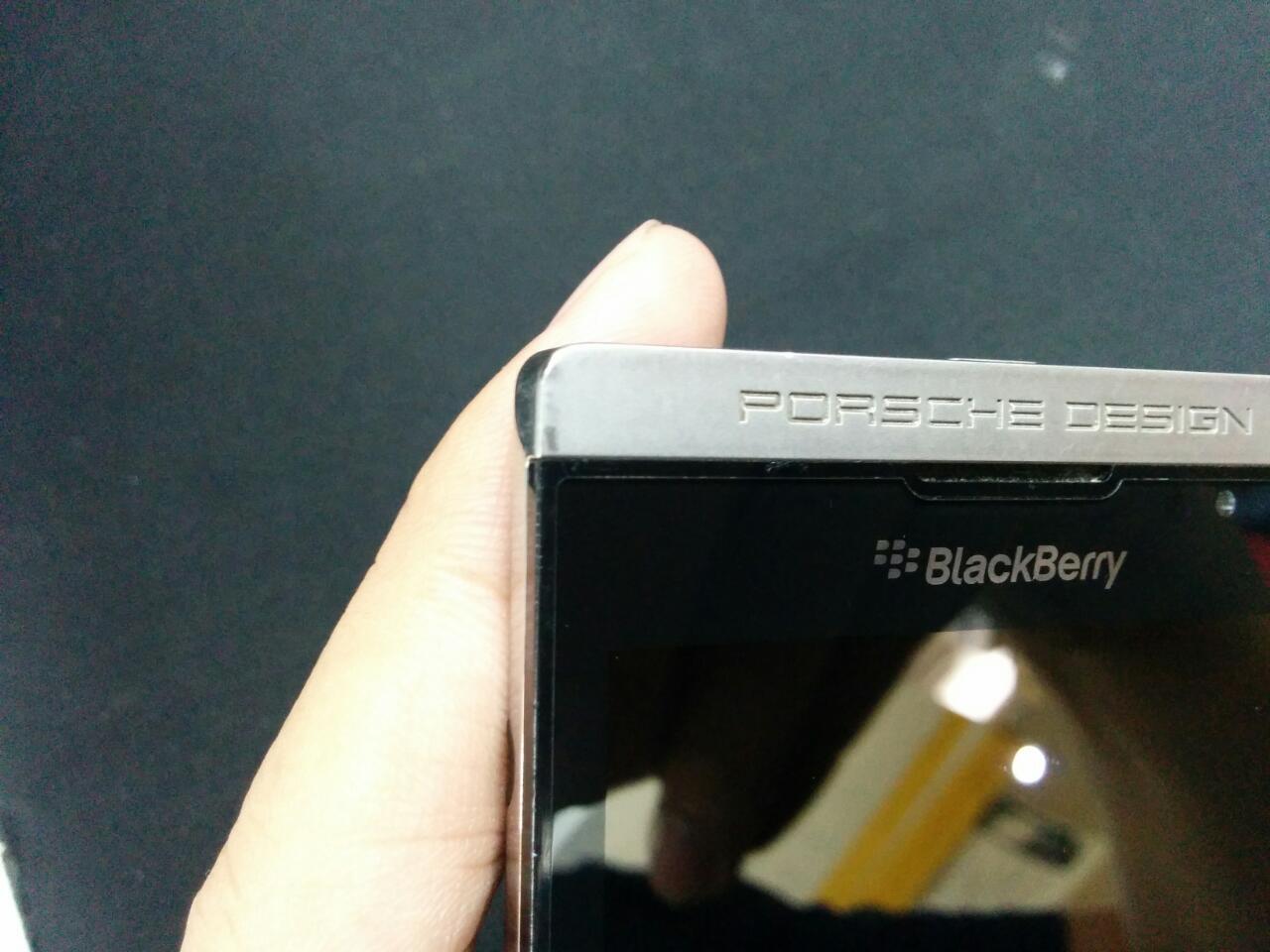 WTS Blackberry Porsche Design P9981 SILVER,TAM,Unit aja,Mulus 95%,Terawat,Rekber oke