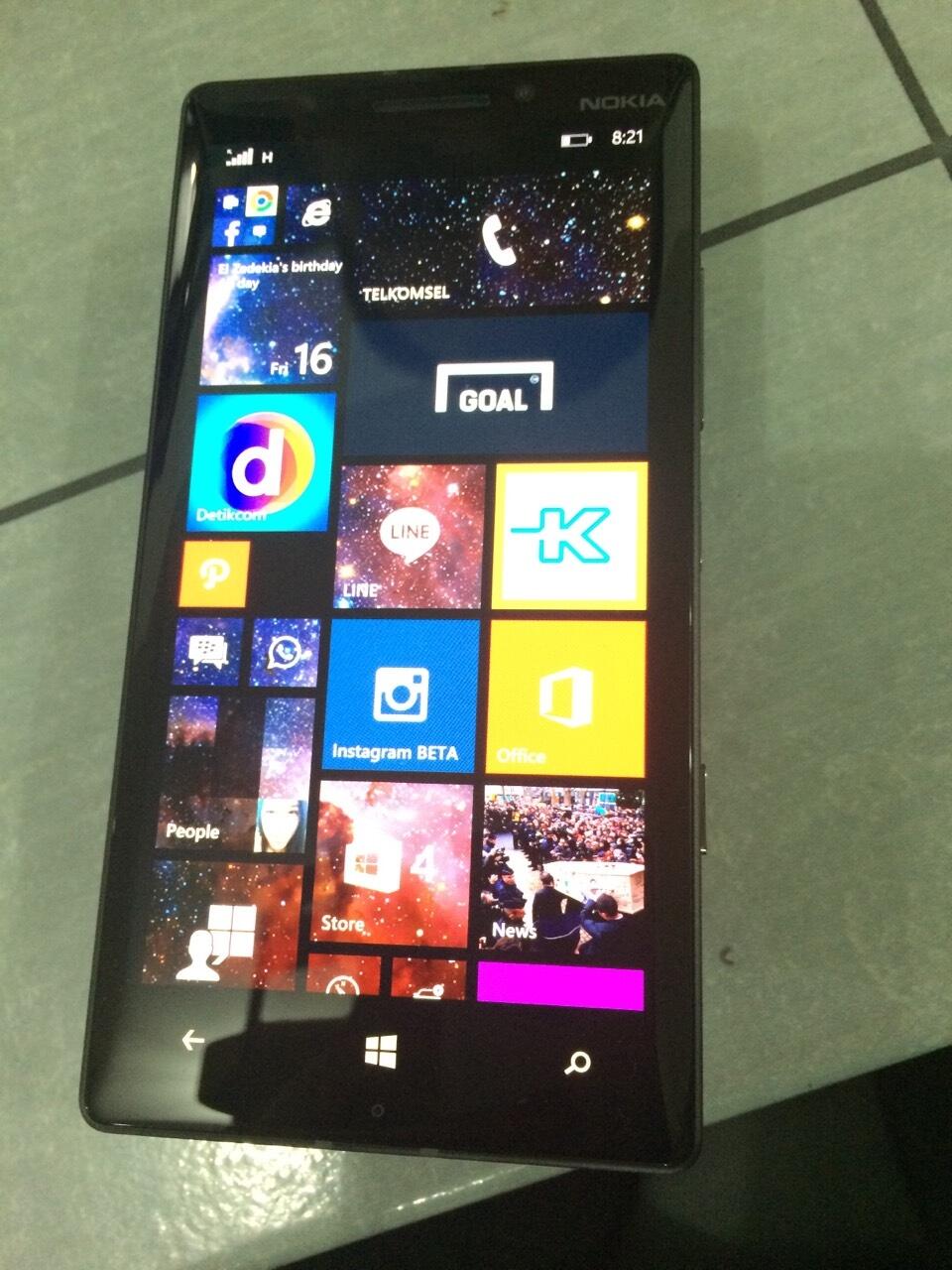 Nokia Lumia 930 Black - umur 1 hari