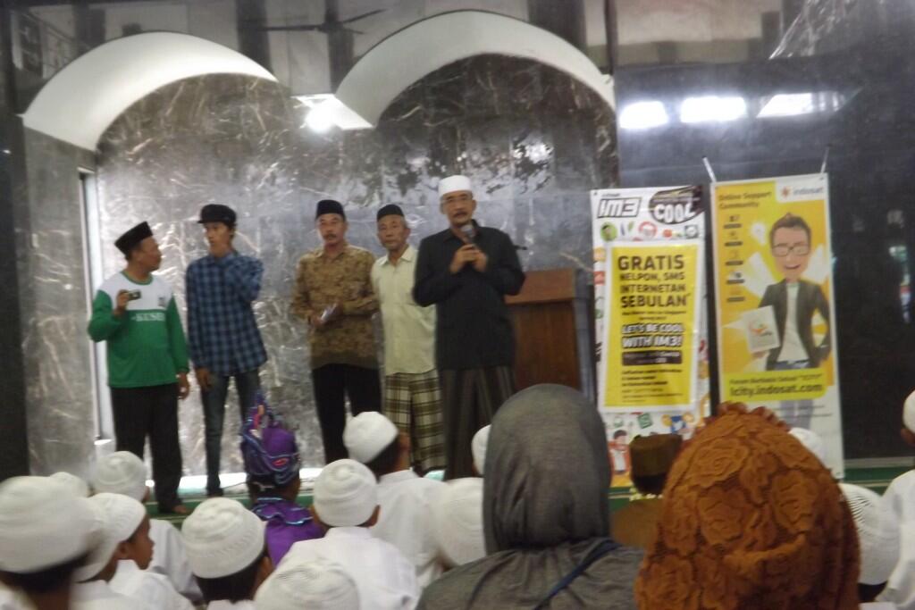 Sunatan Masal Bersama Forum ICITY Kerja Bareng DKM Masjid Arjawinangun-Cirebon