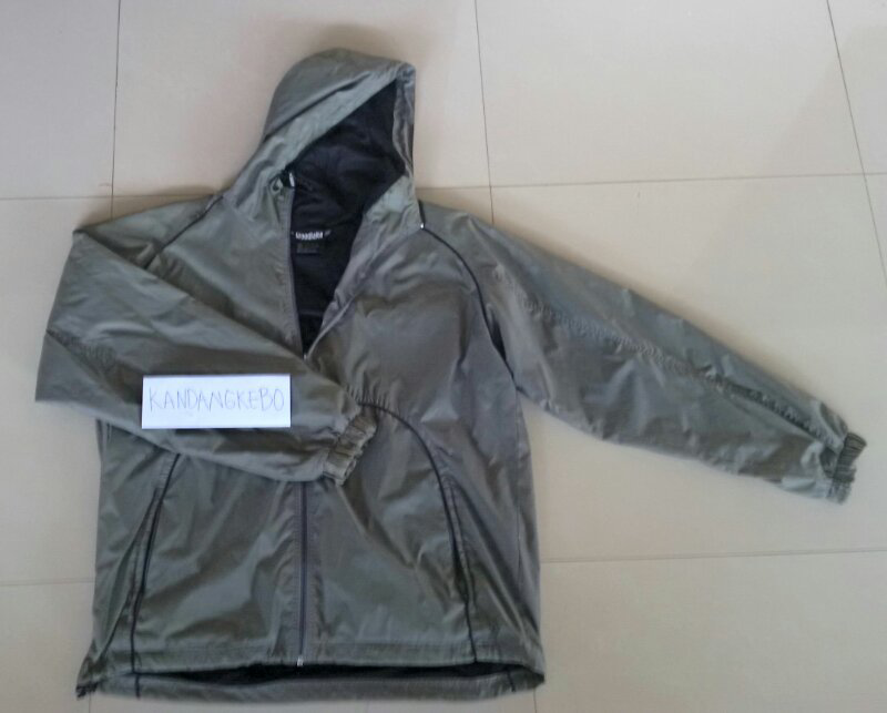 jaket running/jaket mu nike