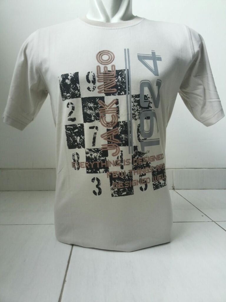 Menjual berbagai kaos pria langsung dari pabrik