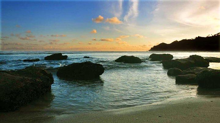 17 Pantai Indah di Pacitan, Jawa Timur