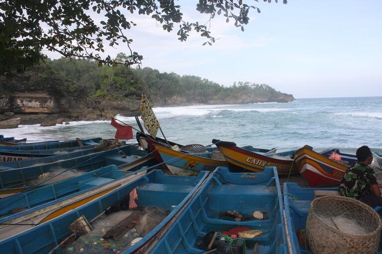 17 Pantai Indah di Pacitan, Jawa Timur