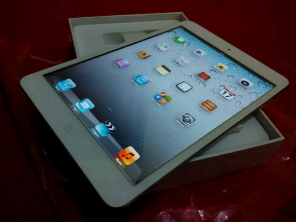 WTS IPAD MINI WIFI 16GB WHITE..like new murahhh