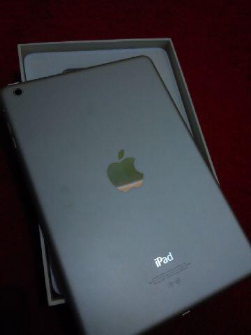 WTS IPAD MINI WIFI 16GB WHITE..like new murahhh