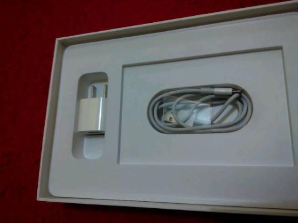 WTS IPAD MINI WIFI 16GB WHITE..like new murahhh