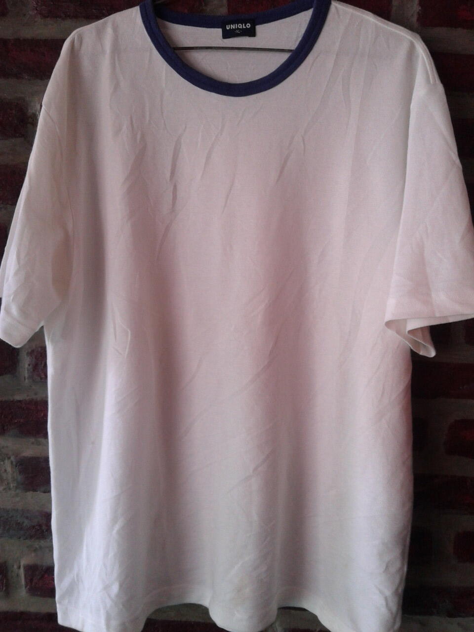 POLO T SHIRT UNIQLO MURAH