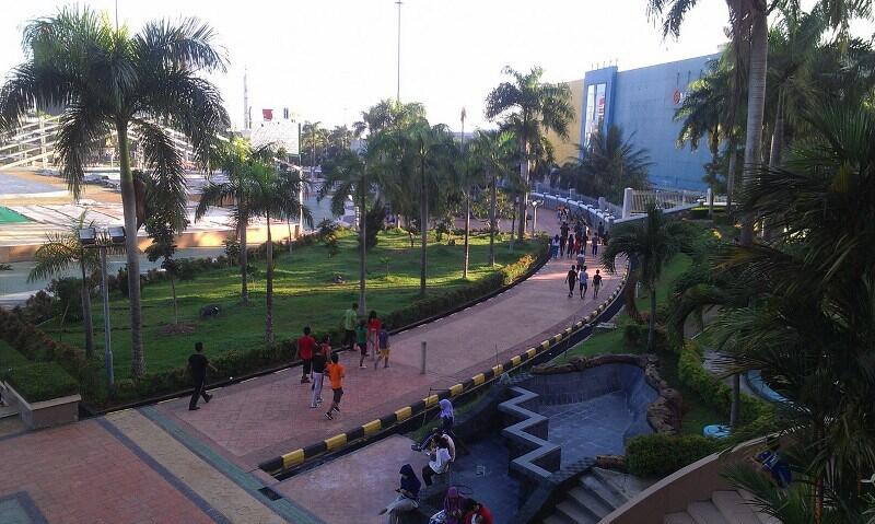 Indahnya Alun-Alun kota di Indonesia