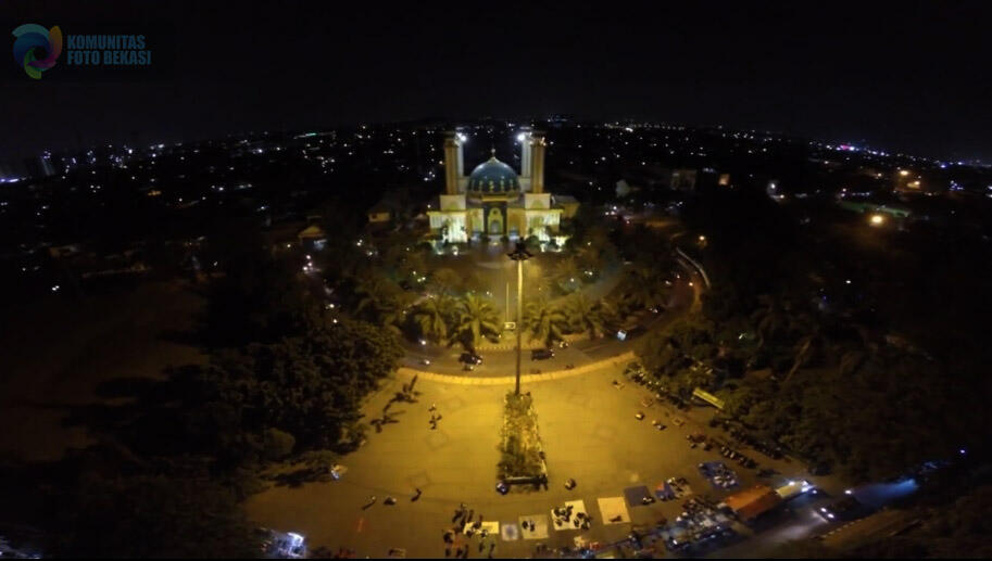 Indahnya Alun-Alun kota di Indonesia