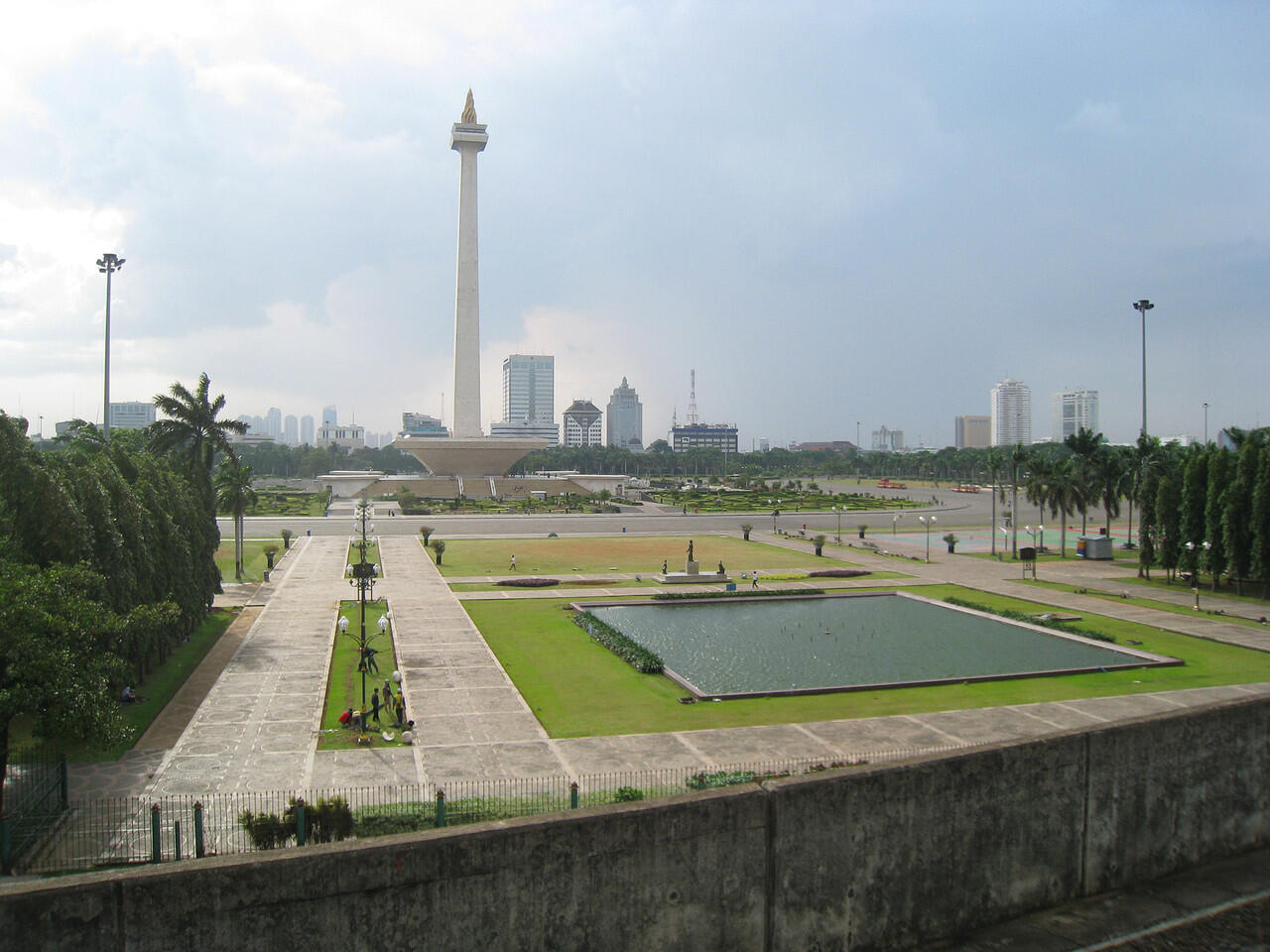 Indahnya Alun-Alun kota di Indonesia