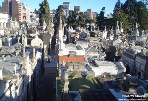 10 Jenis Kuburan yang Mempunyai Nilai Historis