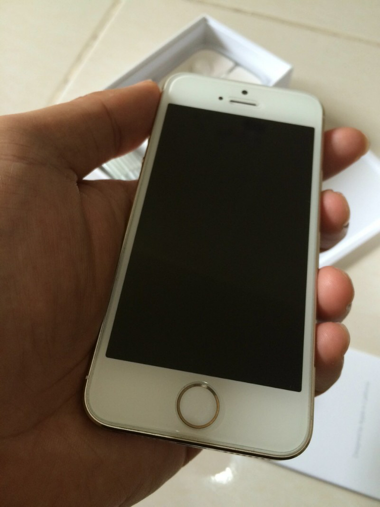 iPhone 5s Verizon gold 64gb gsm cdma second