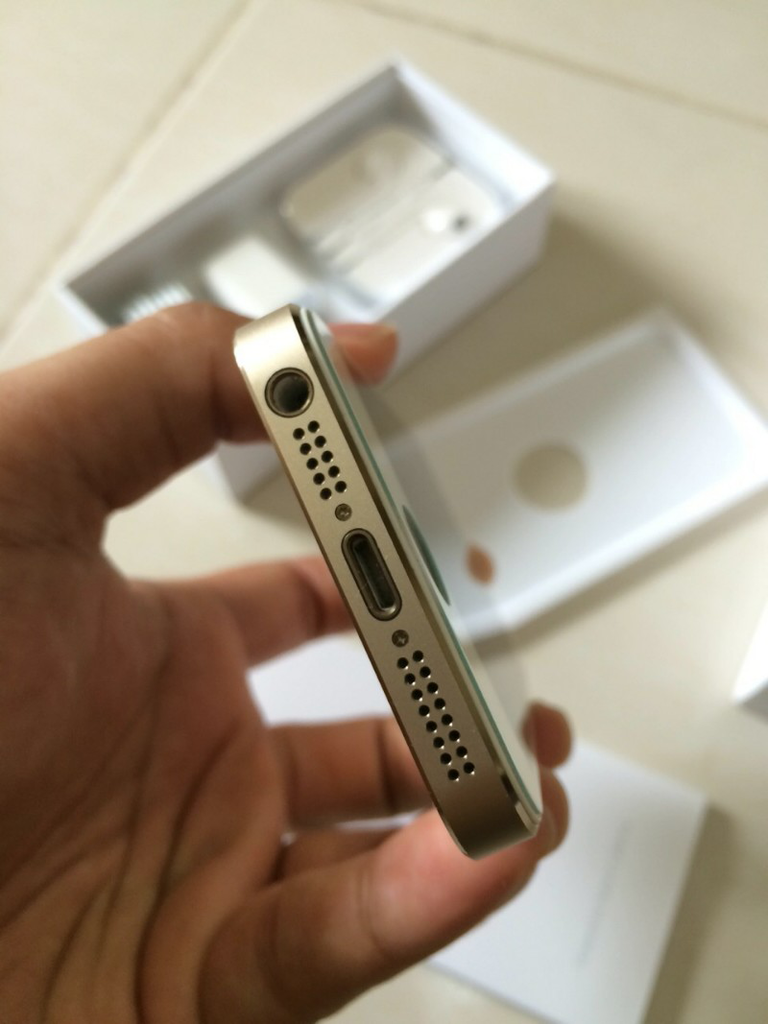 iPhone 5s Verizon gold 64gb gsm cdma second