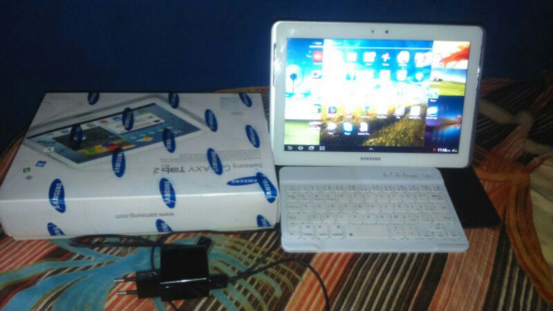 tab 2 samsung 10 inch plus keyboarf