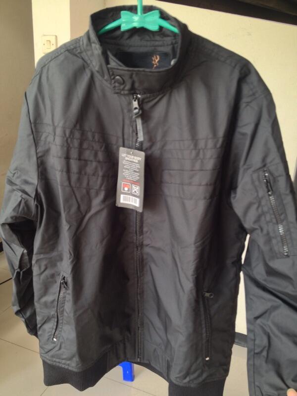 Jaket keren cressida