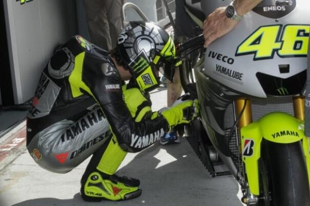 Kebiasaan Unik Valentino Rossi