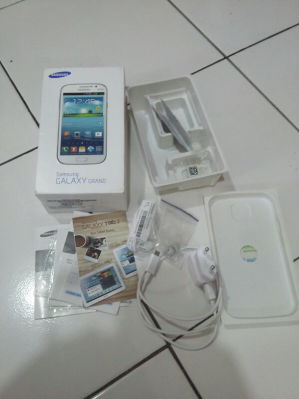 jual samsung galaxy grand (GT-I9082) putih masih garansi SEIN