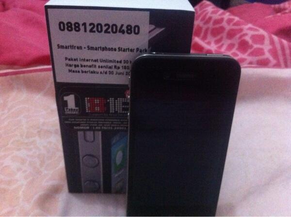 Jual IPHONE 4 Black 16 GB Bandung