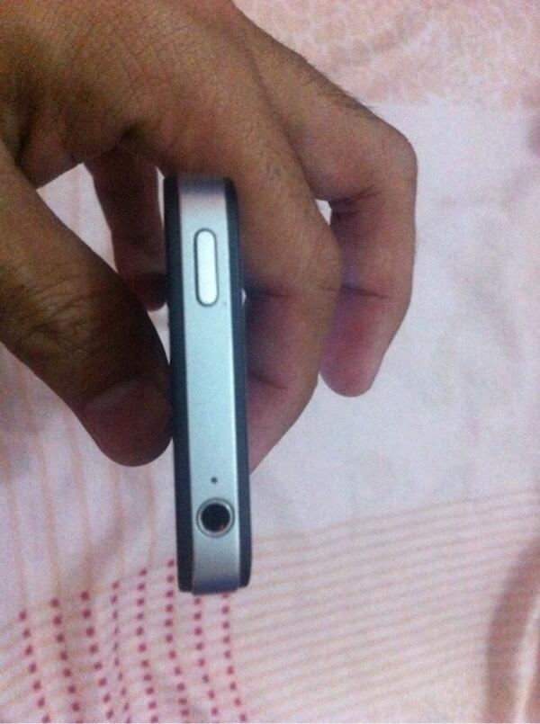 Jual IPHONE 4 Black 16 GB Bandung
