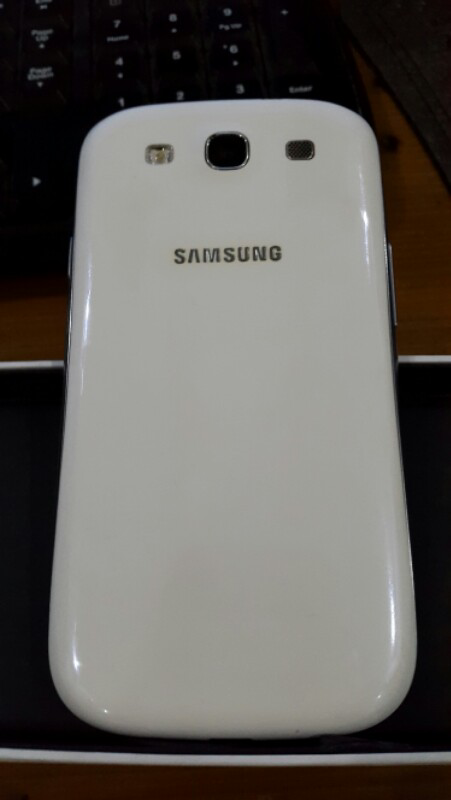 Samsung Galaxy S3 I9300 white fullset bandung COD