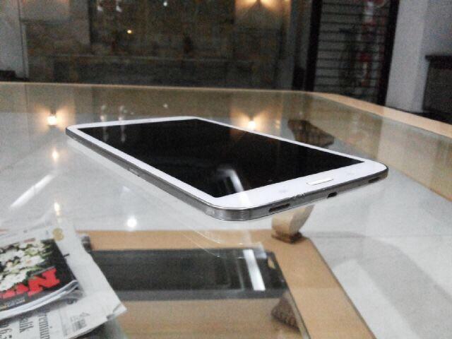 === samsung galaxy tab 3 8 inci putih simpanan (bonus case+paket data telkomsel)===