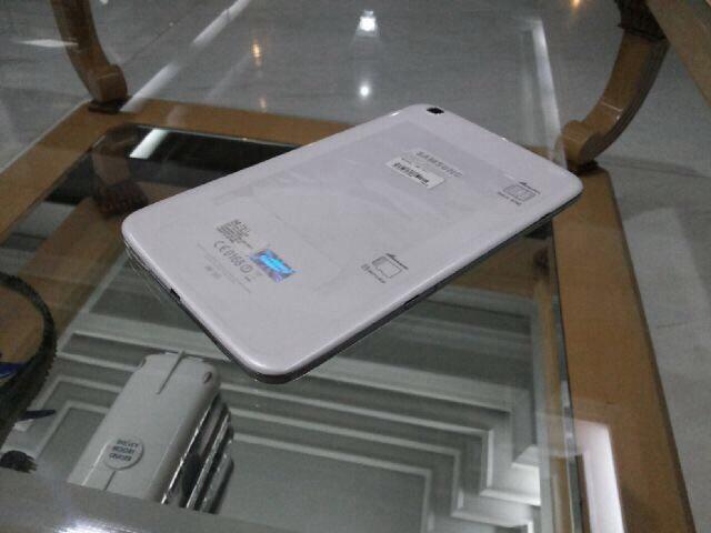 === samsung galaxy tab 3 8 inci putih simpanan (bonus case+paket data telkomsel)===