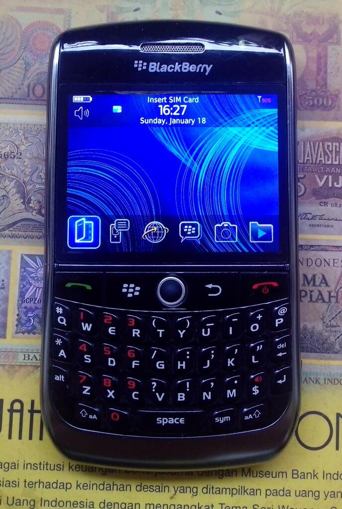 jual cepat Blackberry Javelin 8900 kondisi mantap..