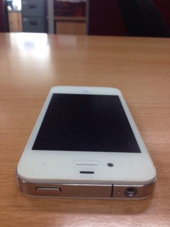 Iphone 4 16GB, putih, ex cw ane gan