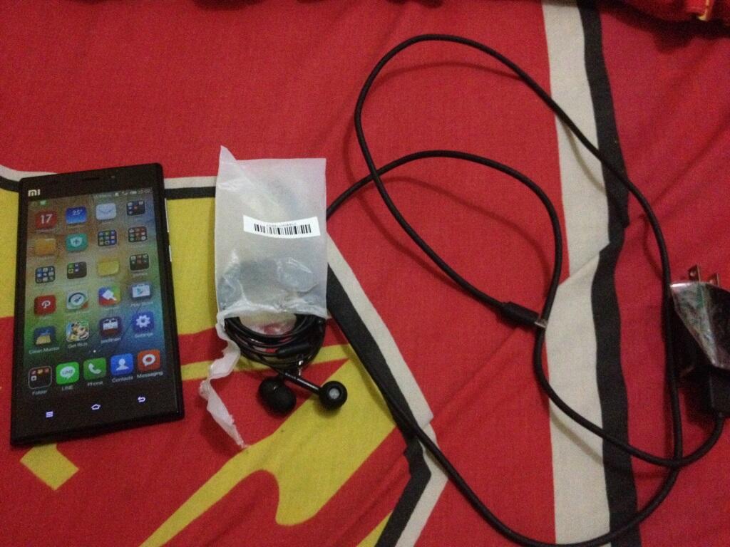 WTS XIAOMI Mi3 mulussss.. mampir dulu gan !!!