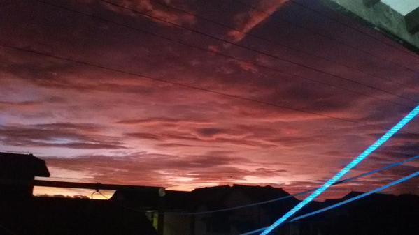Keindahan Langit menjelang malam 