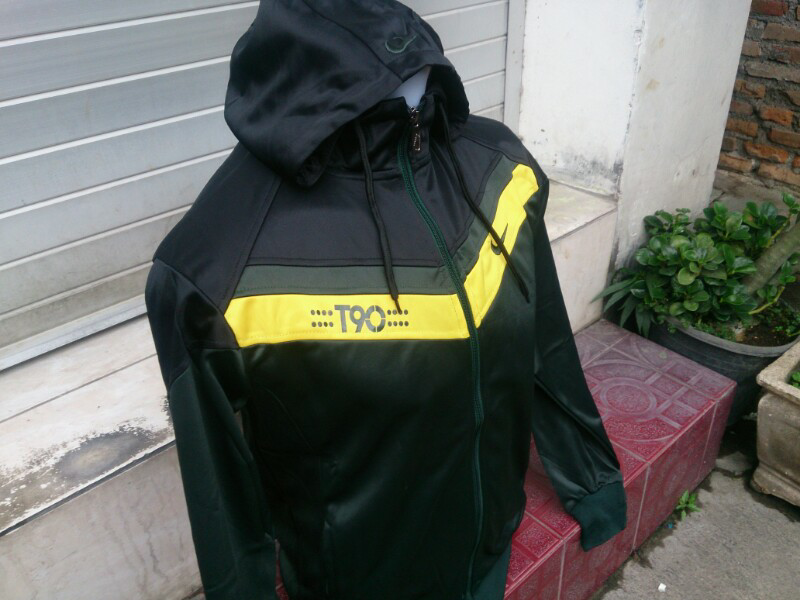Jaket hodie Nike T90