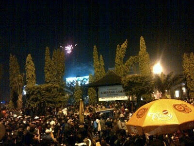 Indahnya Alun-Alun kota di Indonesia