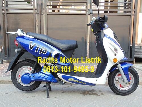 Terjual SEPEDA MOTOR  LISTRIK MATIC  E MOTO VIP CLASSIC 