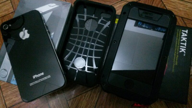 iphone 4 32GB super mulus banyak bonus