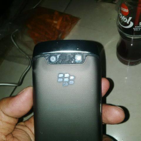 Blackberry 9860 Monza msh garansi 1 bln CTN