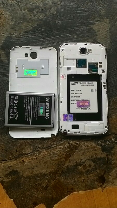 Samsung Galaxy Note 2 N7100 white