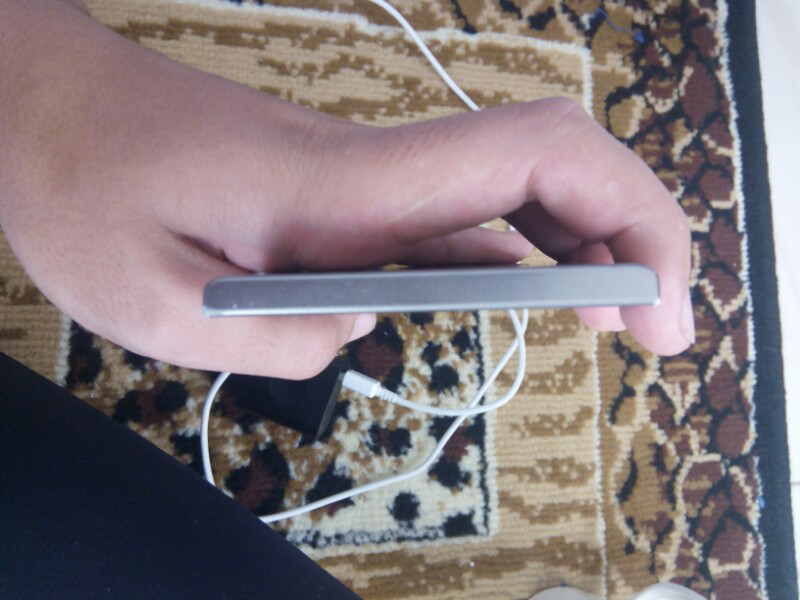 Lenovo K900 32GB Fullset Garansi s.d Maret 2015 Cimahi
