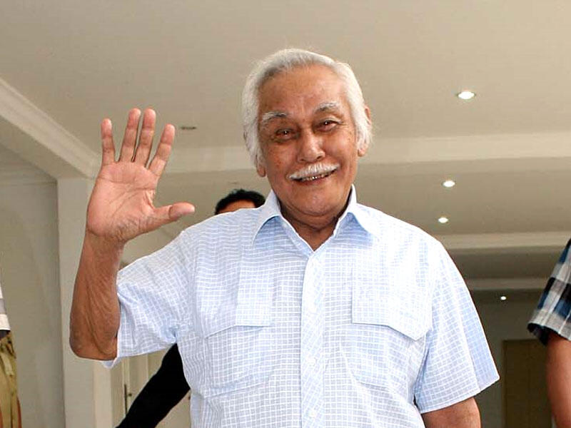 Bob Sadino Berpulang di Usia 76 Tahun