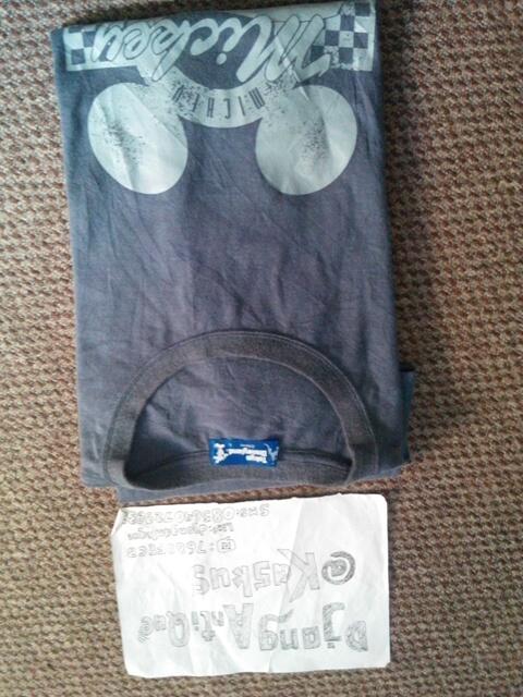 Kaos Uniqlo, Polo Uniqlo, Polo Lacoste, Polo Nautica, Kaos Vans, Kaos Stussy, etc
