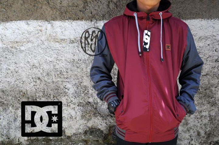 Jaket Nike, Vans, DC, Macbeth Dll Berkualitas Dengan Harga Bersaing